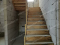 Строительство двухэтажного дома из газобетона 203 м.кв., монолитная лестница - компания ANTONOVDOM
